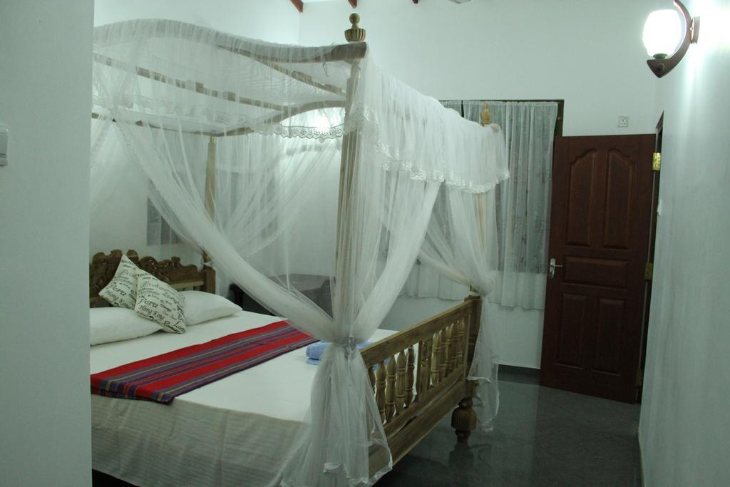 Villa Girilena Hikkaduwa Exterior foto